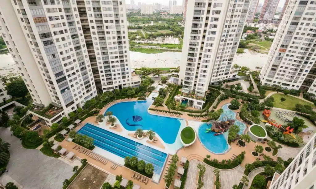 Bán căn Đảo Kim Cương 2 phòng ngủ lầu cao thoáng full nội thất view hồ bơi
