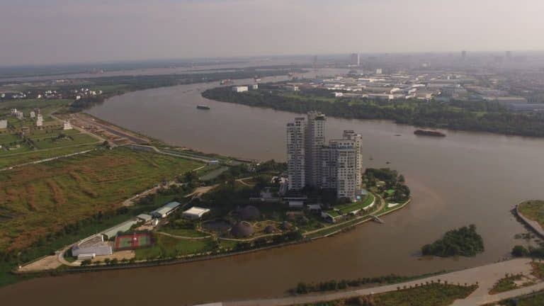 Dự án căn hộ Đảo Kim Cương nằm ngay bên sông sống thanh bình văn hoá phong phú